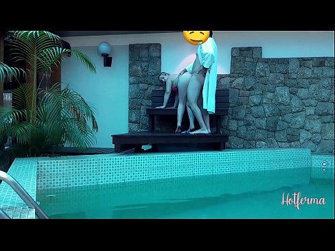 ❤️ Kāhea ʻo Boss i ke kaikamahine i ka loko wai, akā ʻaʻole hiki iā ia ke pale i ka wela ❤️❌ Anal video iā mākou haw.sexera.ru ❌